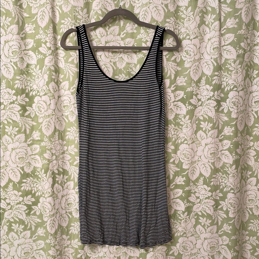 🏝️Big $5 Sale! 🏝️Zenana Outfitters Black and White Striped Women's Dress